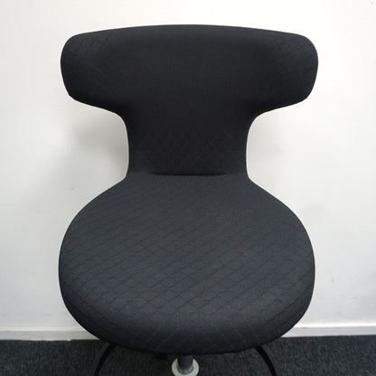 Vitra Pivot High Stool Baliestoel | Zwart