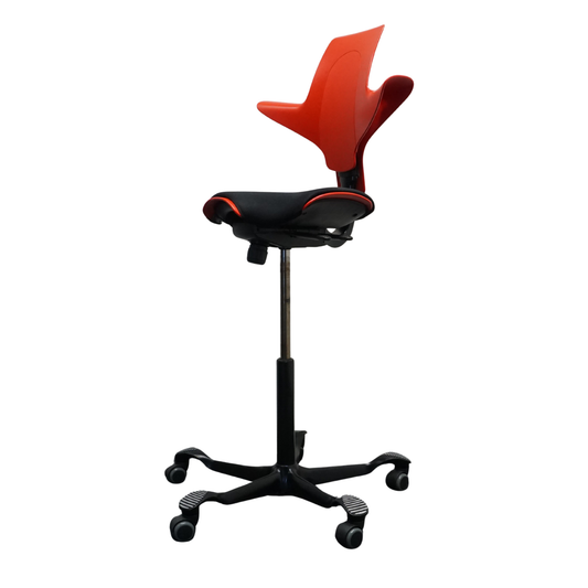 HAG Capisco Puls 8020 Bureaustoel | Zadelzit | Rood