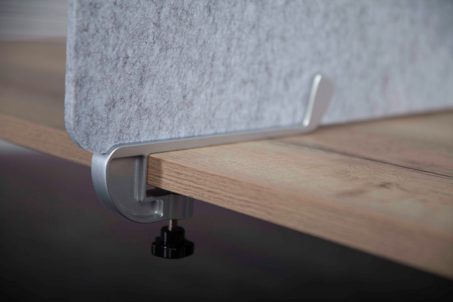 Akoestische Divider | 9 mm | Hoogte 460 mm | Bevestiging Aluminium