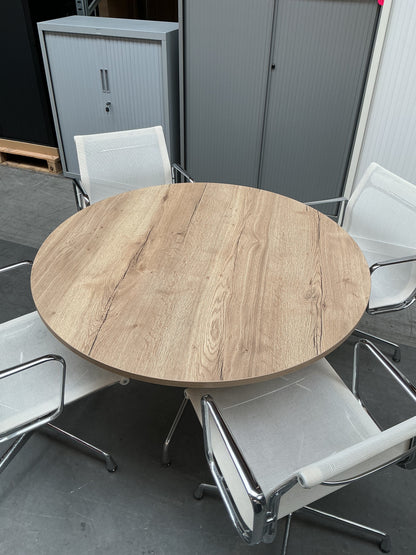 Vitra Set Vitra Segment Tafel + Vitra EA108 Vergaderstoelen