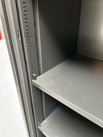 Ahrend Roldeurkast | Archiefkast | 144 x 120 x 45 cm | Zwart