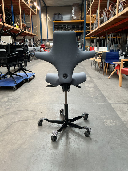 HAG Capisco 8106 Bureaustoel | Zithoogte 51-69 cm | Grijs