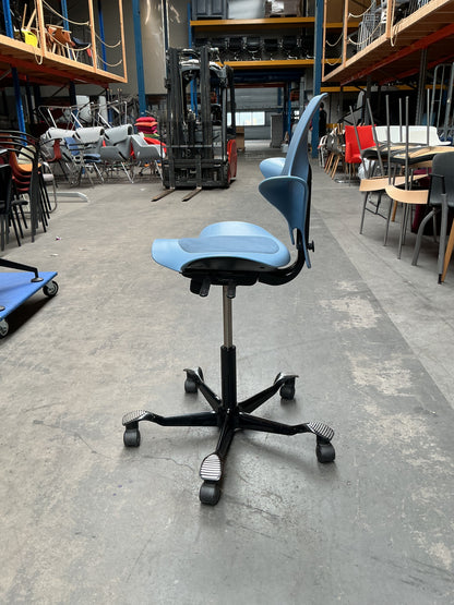 HAG Capisco 8010 Puls Bureaustoel | Zithoogte 47-66 cm | Lichtblauw