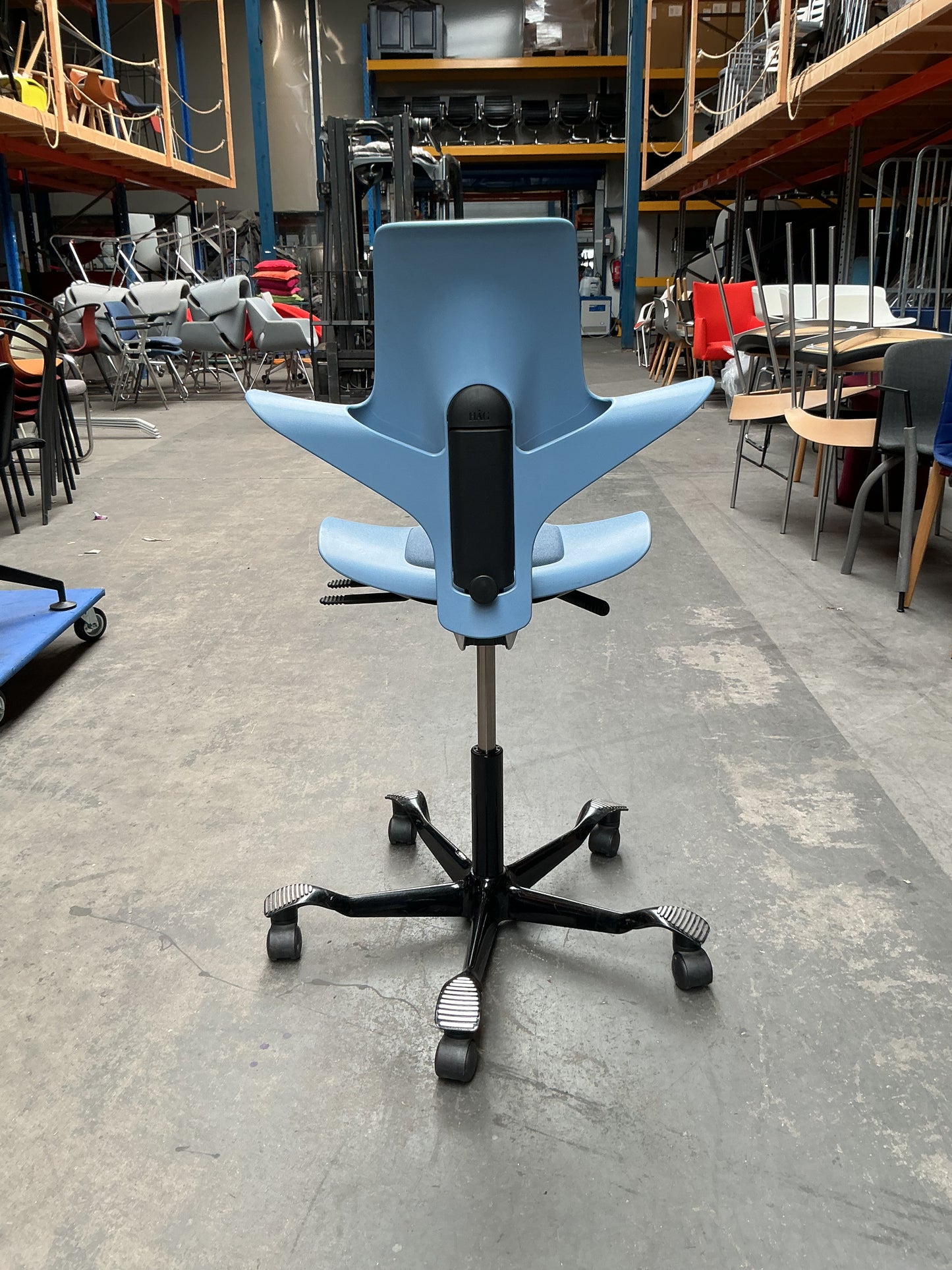 HAG Capisco 8010 Puls Bureaustoel | Zithoogte 47-66 cm | Lichtblauw
