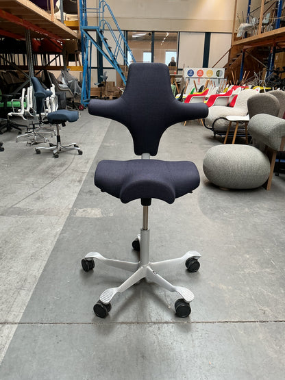 HAG Capisco 8106 Bureaustoel | Zithoogte 50-70cm | Grijs Blauw| Grijs