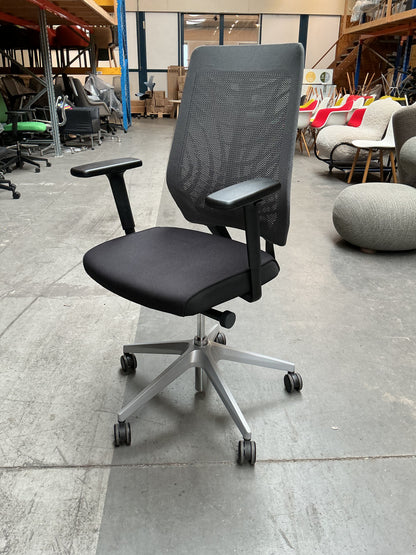 Interstuhl Bureaustoel JOYCE | Zwart | Chroom