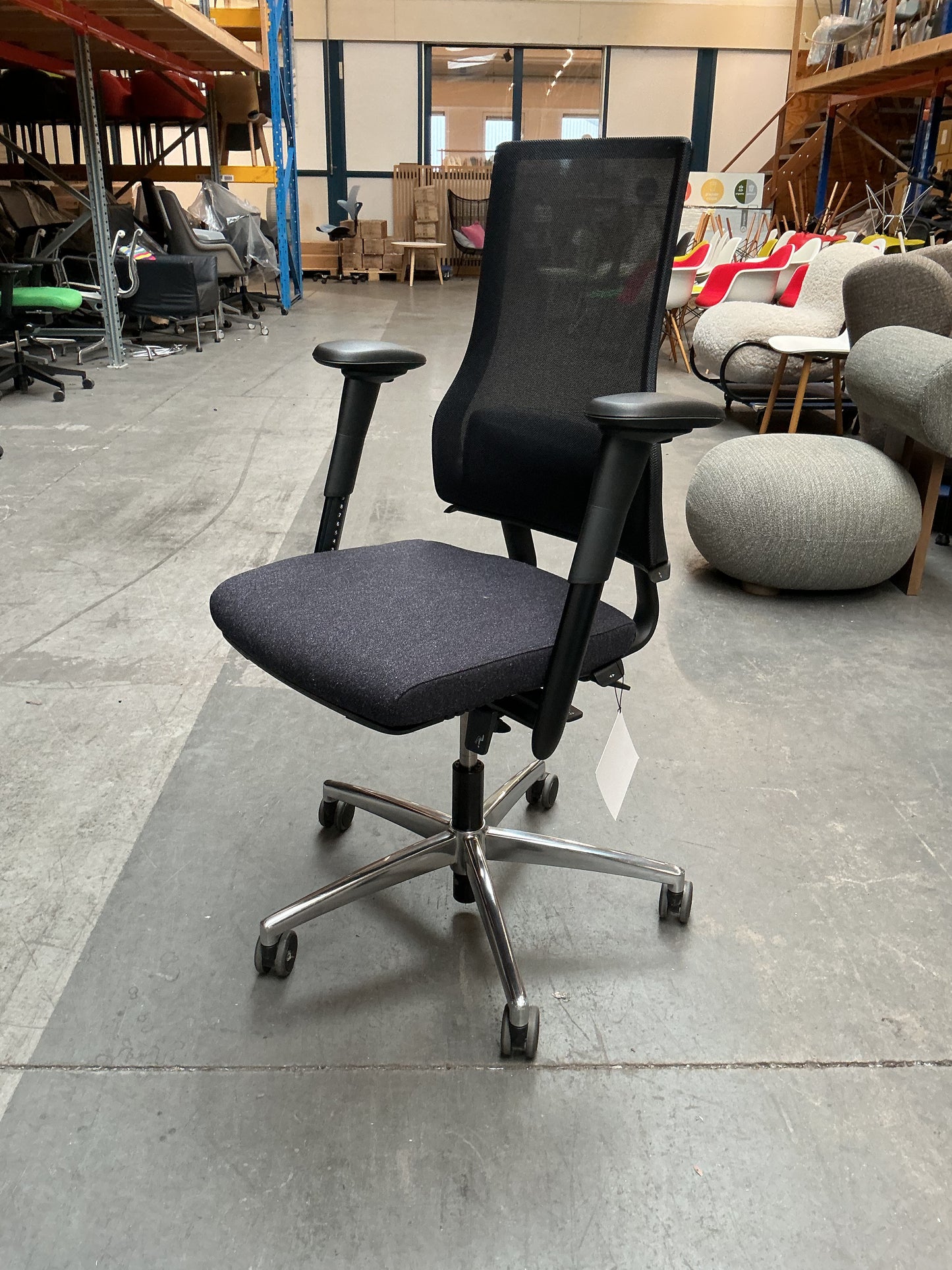 BMA Axia 2.5 Bureaustoel | Donker Grijs | Chroom | ZGAN