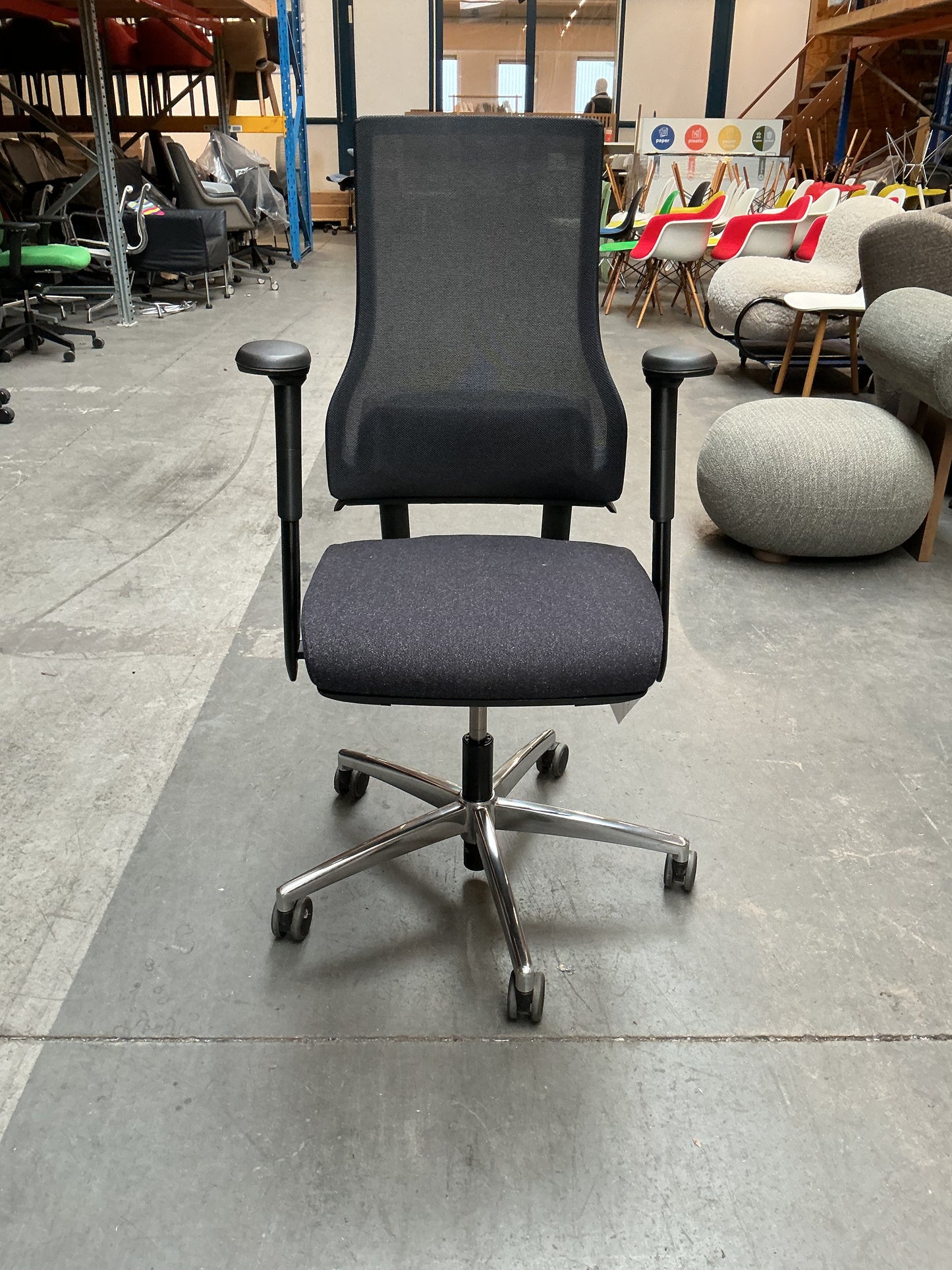 BMA Axia 2.5 Bureaustoel | Donker Grijs | Chroom | ZGAN
