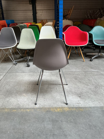 Vitra DSX Design Stoel | Taupe | Chroom
