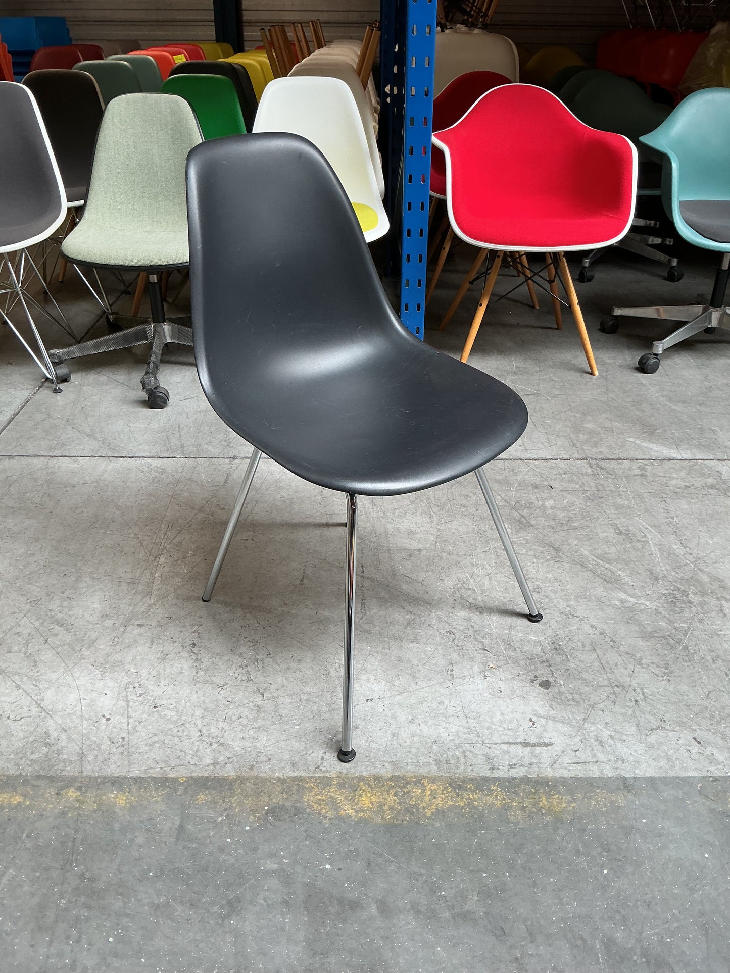 Vitra DSX Design Stoel | Zwart | Chroom