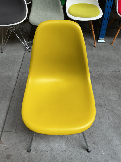 Vitra DSX Design Stoel | Mosterd Geel | Chroom