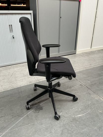 Giroflex 64 Bureaustoel | Zwart