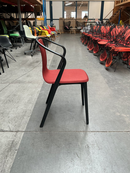 Vitra Belleville Chair Stoel | Kunststof | Rode Stof