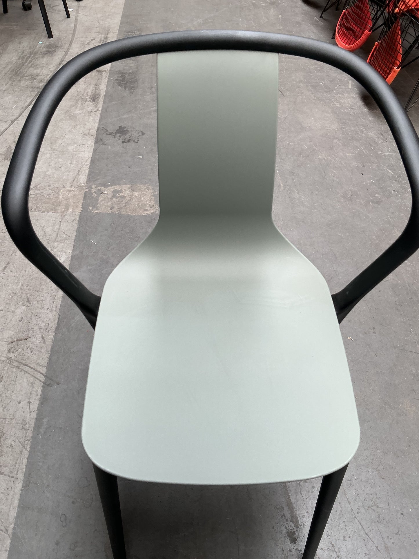 Vitra Belleville Chair Stoel | Licht Grijs | Kunststof