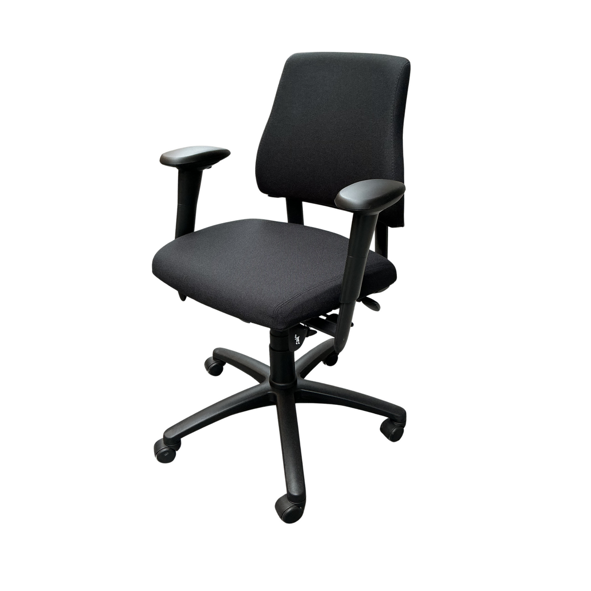 BMA Axia Bureaustoel | Refurbished | Nieuw Gestoffeerd | Lage Rug | Zwart