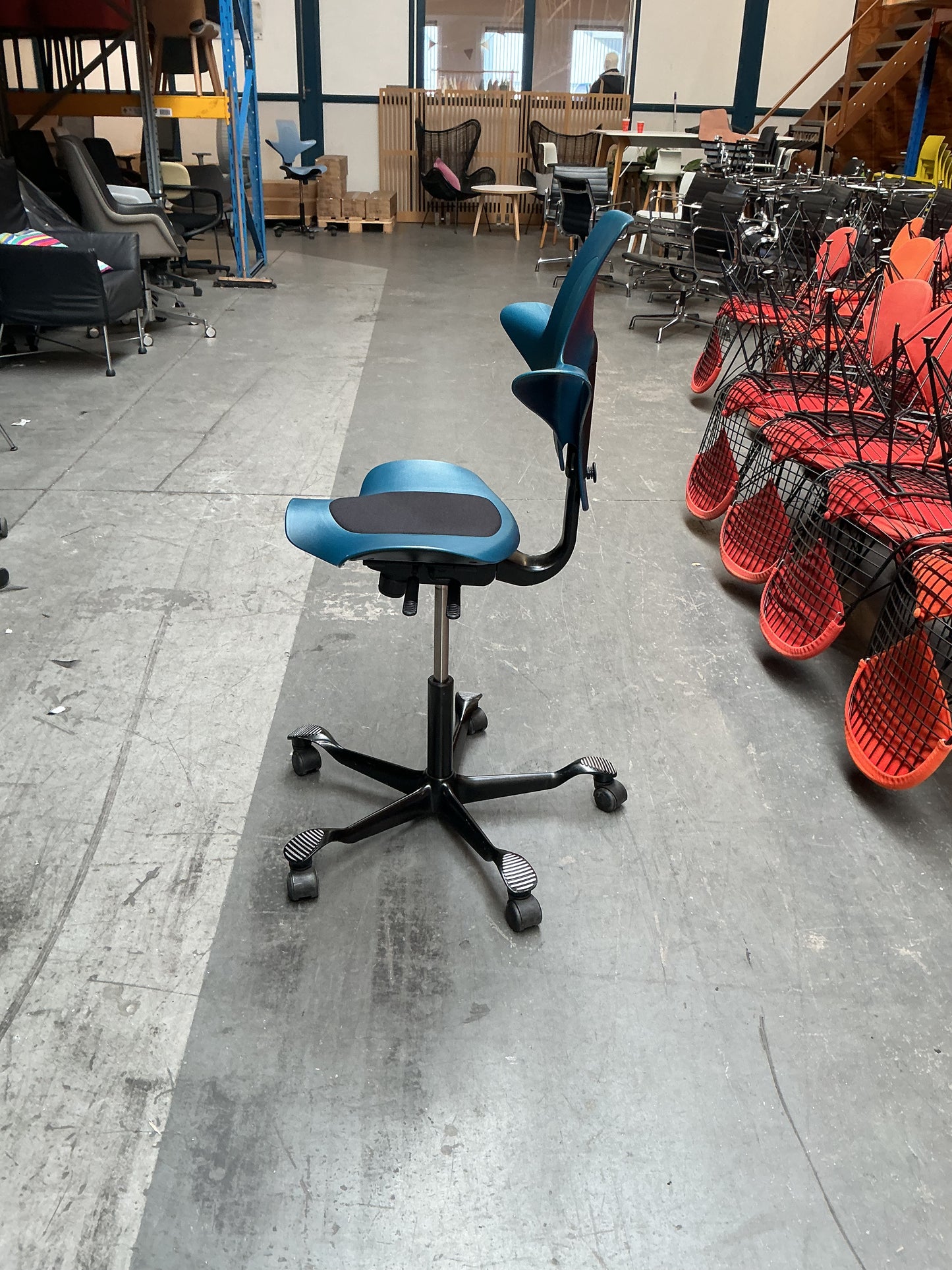 HAG Capisco 8010 Puls Bureaustoel | Zithoogte 47-65 cm | Petrol