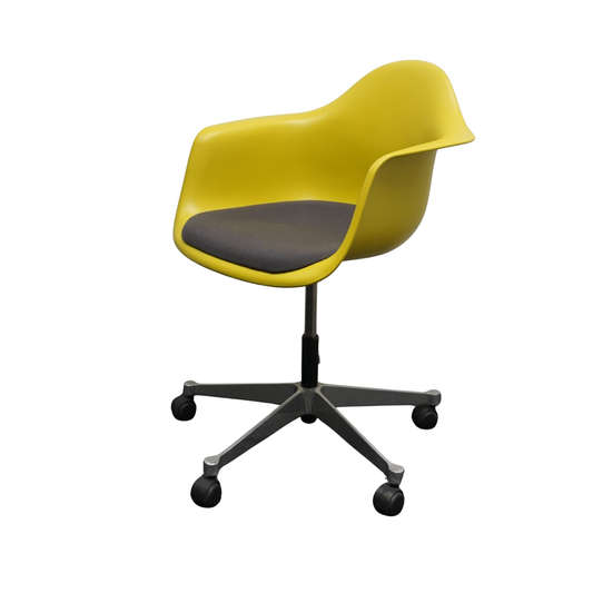 Vitra DAR Vergaderstoel | Mosterd Geel | Hoogte Verstelbaar