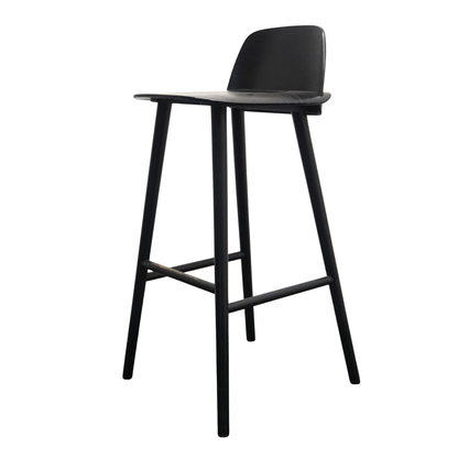 Muuto Nerd Barkruk | Zwart | Hout | Zithoogte 75 cm
