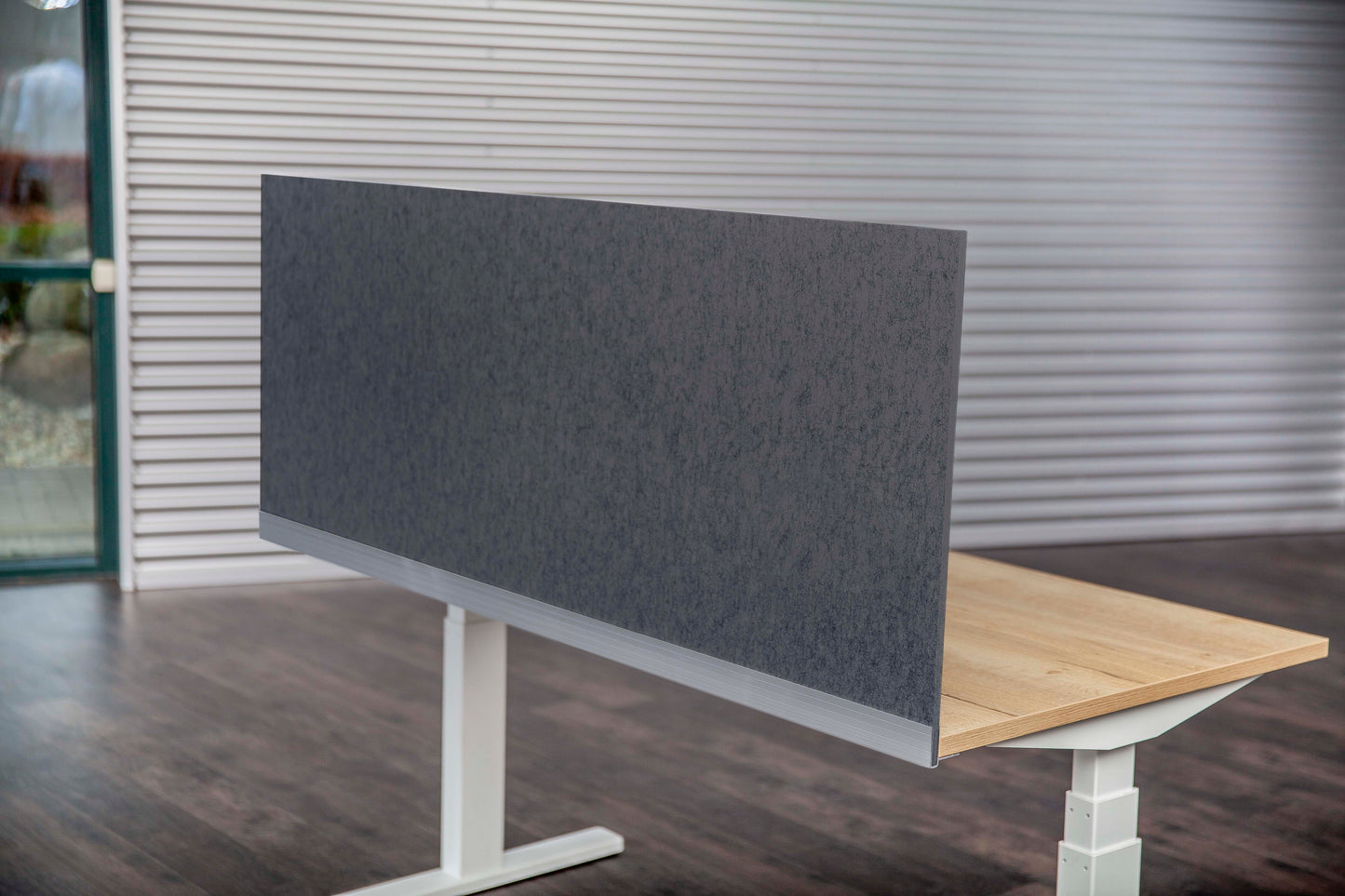 Akoestisch Voorzetscherm | 9 mm | Hoogte 590 mm | Bevestiging Aluminium